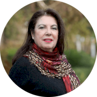 NURGÜL YAVUZER fotoğrafı