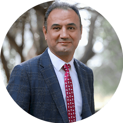 SAVAŞ DİLİBAL fotoğrafı